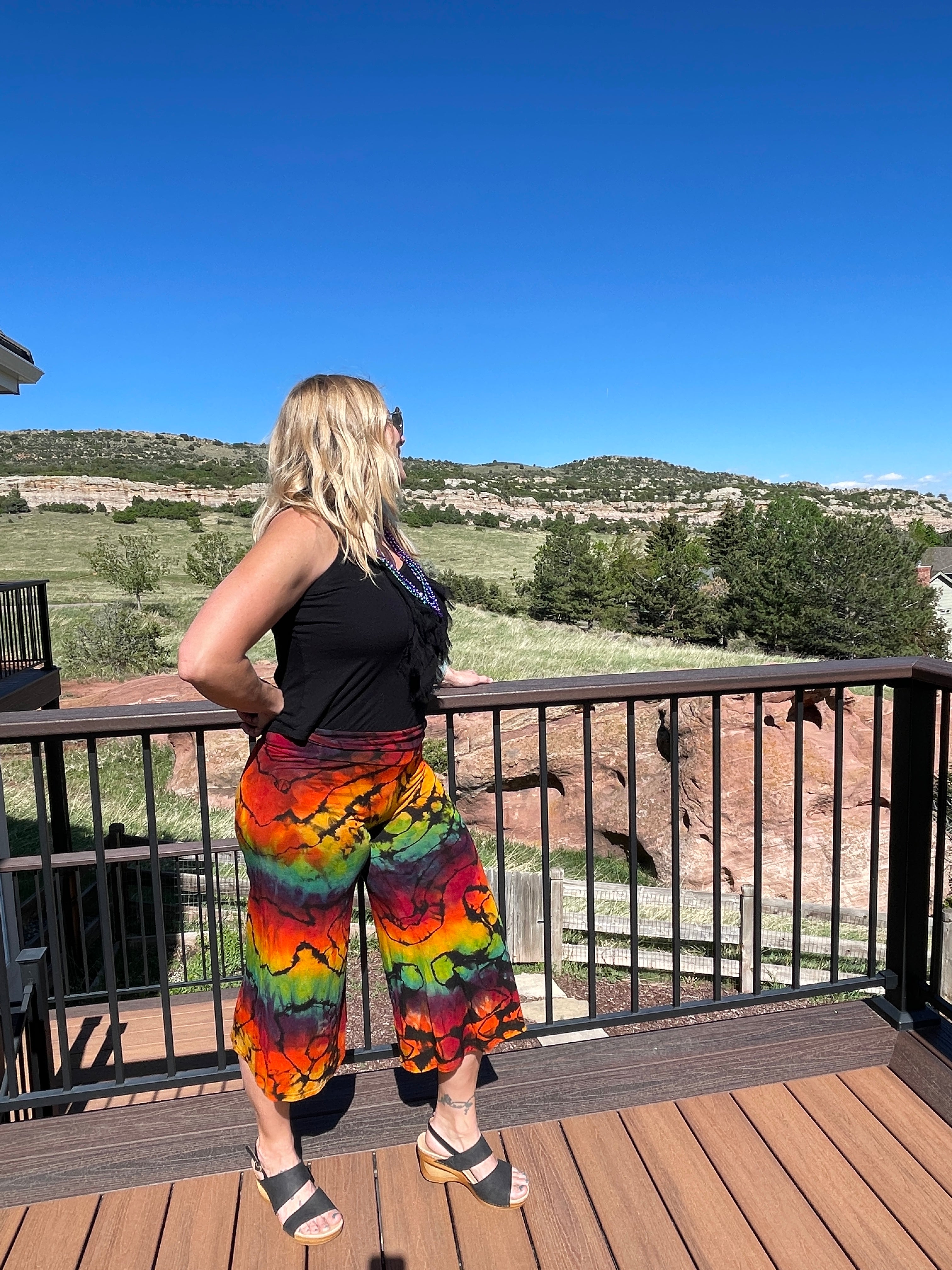Women's Reverse Capri Palazzo Pants Medium